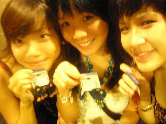 Image hosting by Photobucket