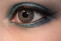 blueeyeshadow.png