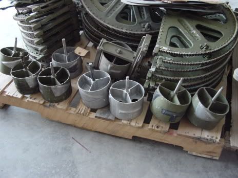 http://i24.photobucket.com/albums/c21/astixjr/Aircraft%20Turret%20Parts/TurretParts082106004.jpg