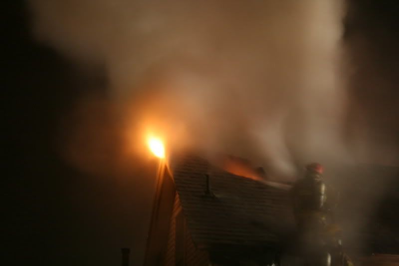 IMAGE: http://i24.photobucket.com/albums/c26/laxlacks/Fire/026.jpg