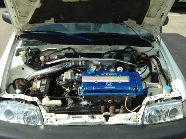 http://i24.photobucket.com/albums/c29/ripperbone/motor.jpg