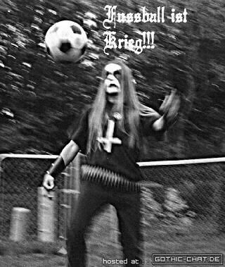 Fussballistkrieg.jpg