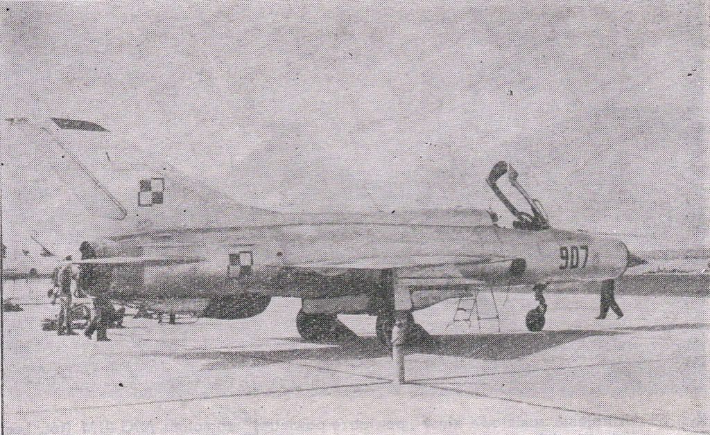 MiG-21PF-907.jpg