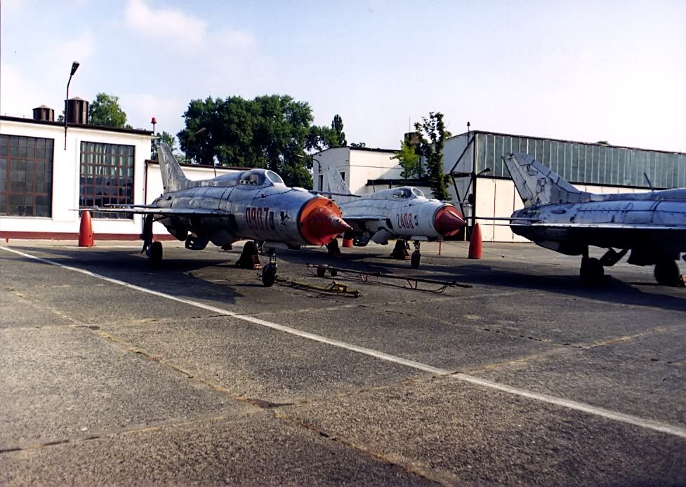 MiG-21PF-0020.jpg