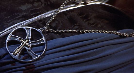 Krull-Glaive_Necklace.jpg~original