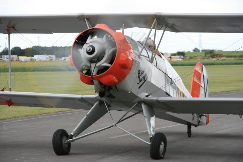 http://i24.photobucket.com/albums/c31/Yak11Fan/HardwickMildenTibenhamBreightonJ-26.jpg