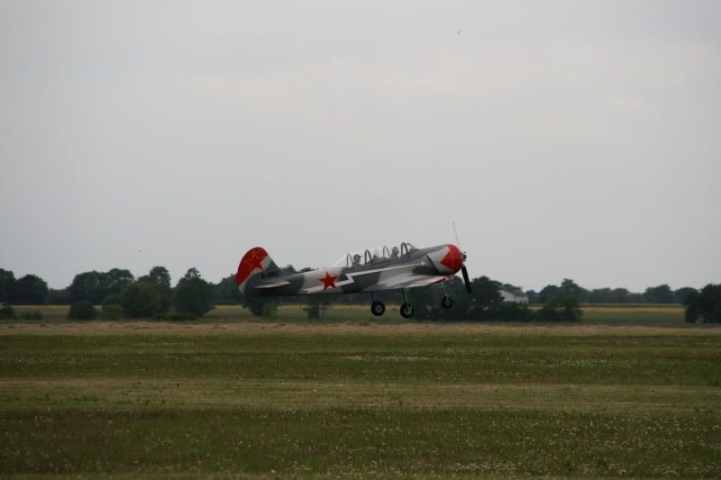 http://i24.photobucket.com/albums/c31/Yak11Fan/HardwickMildenTibenhamBreightonJ-3.jpg