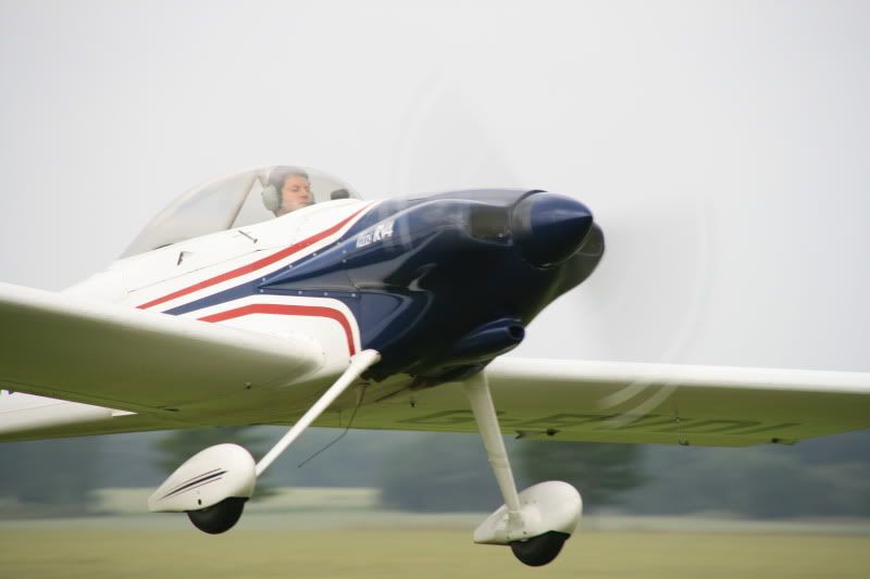 http://i24.photobucket.com/albums/c31/Yak11Fan/HardwickMildenTibenhamBreightonJ-35.jpg