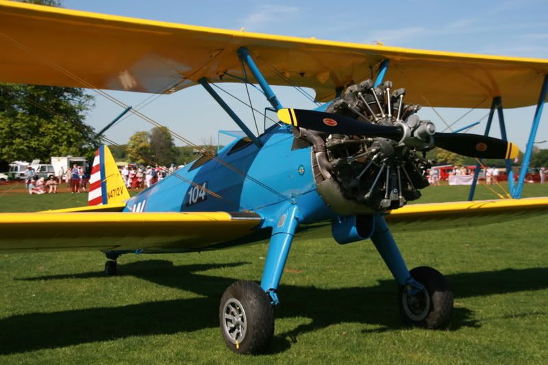 http://i24.photobucket.com/albums/c31/Yak11Fan/Henham110508193.jpg