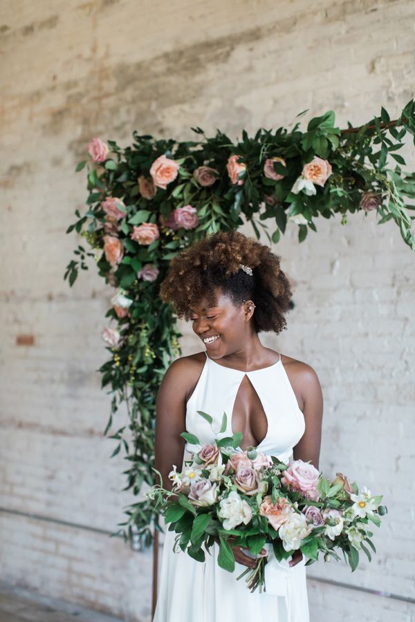  Modern Industrial Meets Rose Gold Romance Wedding Inspiration