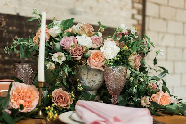  Modern Industrial Meets Rose Gold Romance Wedding Inspiration