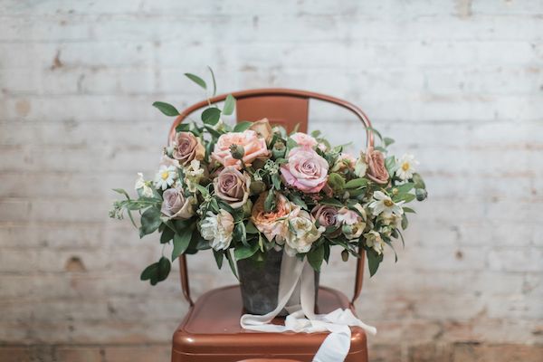  Modern Industrial Meets Rose Gold Romance Wedding Inspiration