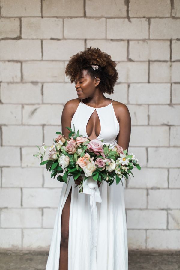  Modern Industrial Meets Rose Gold Romance Wedding Inspiration