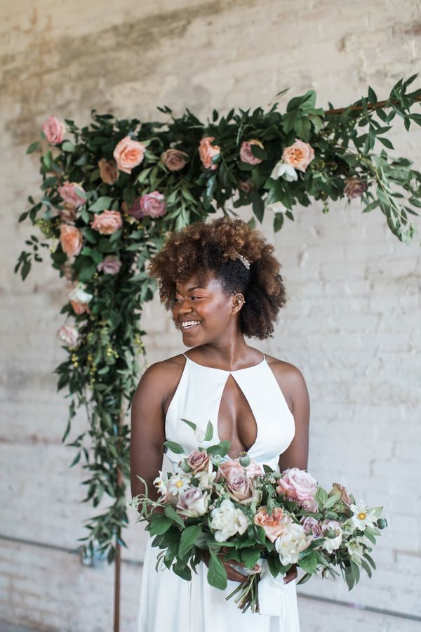  Modern Industrial Meets Rose Gold Romance Wedding Inspiration