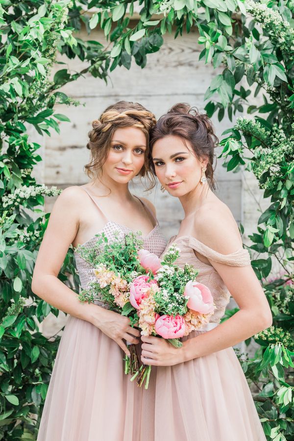  Pretty in Pink Countryside Wedding Inspiration