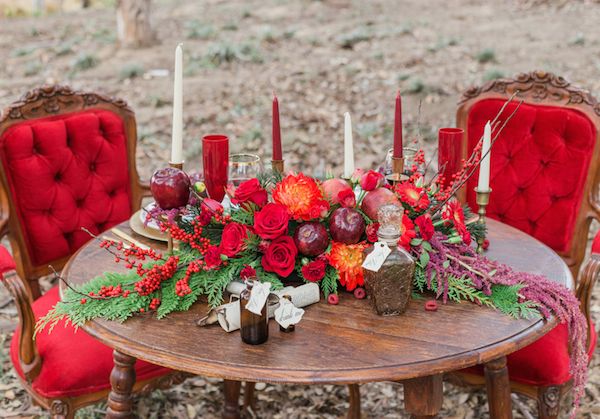  A Winter Elopement with Rich Red Tones & Gold