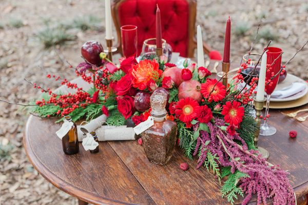  A Winter Elopement with Rich Red Tones & Gold