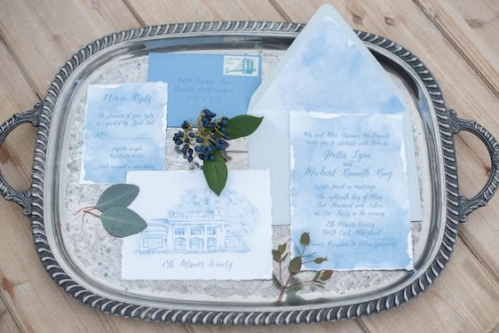  Wedding Inspiration Featuring Pantone's Rose Quartz & Serenity 