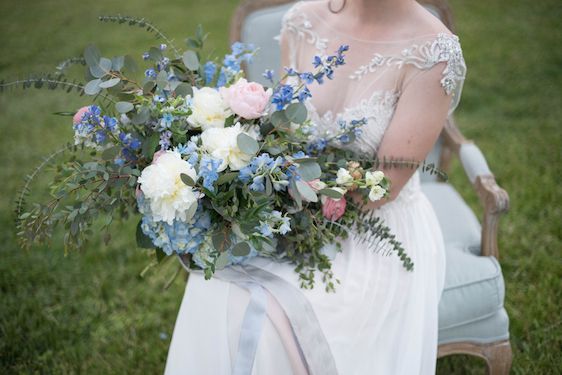  Wedding Inspiration Featuring Pantone's Rose Quartz & Serenity 