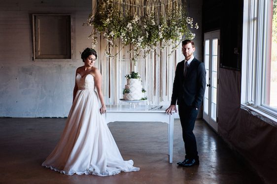  Wedding Editorial Featuring Pantone's Color of the Year: Serenity