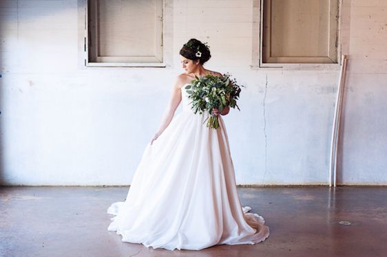  Wedding Editorial Featuring Pantone's Color of the Year: Serenity