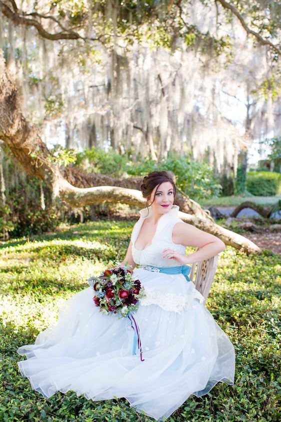  A DIY Wedding in South Carolina with Cranberry & Navy Blue Details
