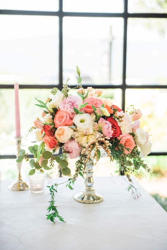  Garden Inspired Bridals with Pops of Pink + Hints of Gold, L'Estelle Photography, Vintage Meant for Rent, Infinity Luxury Linens + Decor, Full Bloom Flowers, Hello Sunshine Cake Studio