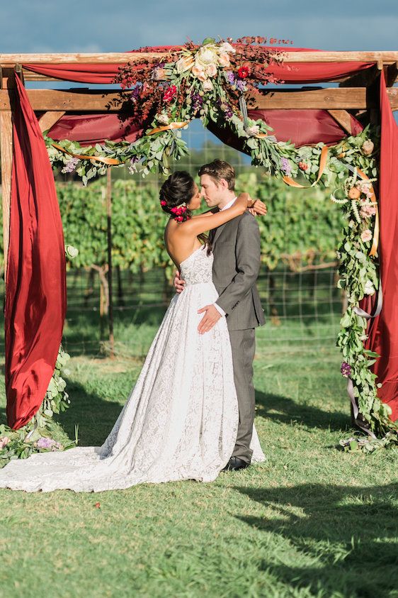  Vintage Inspired Vineyard Wedding Editorial