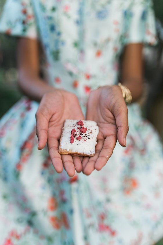  Vintage Inspired Vineyard Wedding Editorial