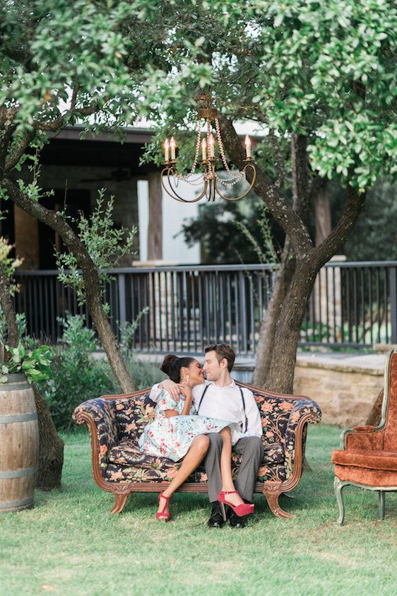  Vintage Inspired Vineyard Wedding Editorial