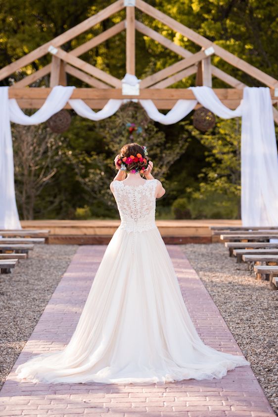  Bold + Colorful Meet Rustic Bohemian Chic, Jessica Yates Photography, Event design by Spaces by Sarah Beth, floral design by The Flower Merchant 