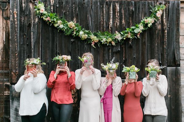  A Champagne Bar & DIY Flower Station? Yes, Please! 