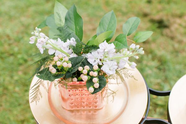  A Champagne Bar & DIY Flower Station? Yes, Please!