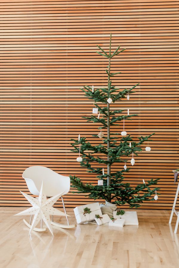  Scandinavian Styled Christmas Table