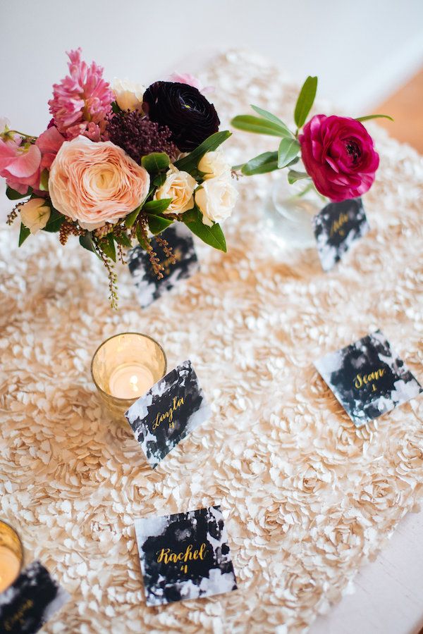  A Modern Soirée with Berry Tones, Gold & Jet Black