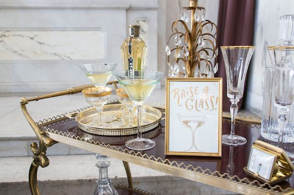   Art Deco Inspired Wedding Featuring the Colors of the Year for 2016