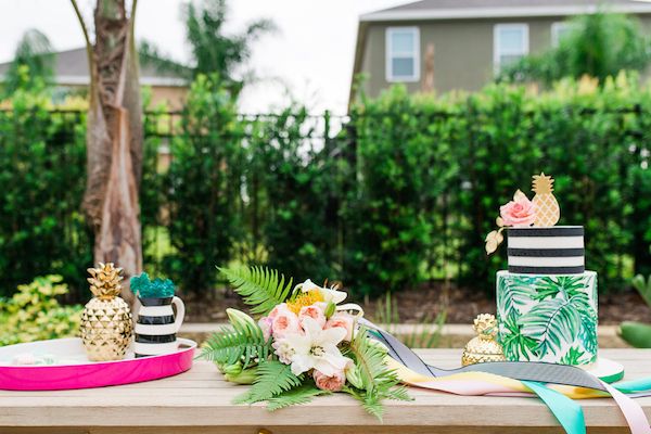  A Poolside Palm Springs Inspired Engagement Party 