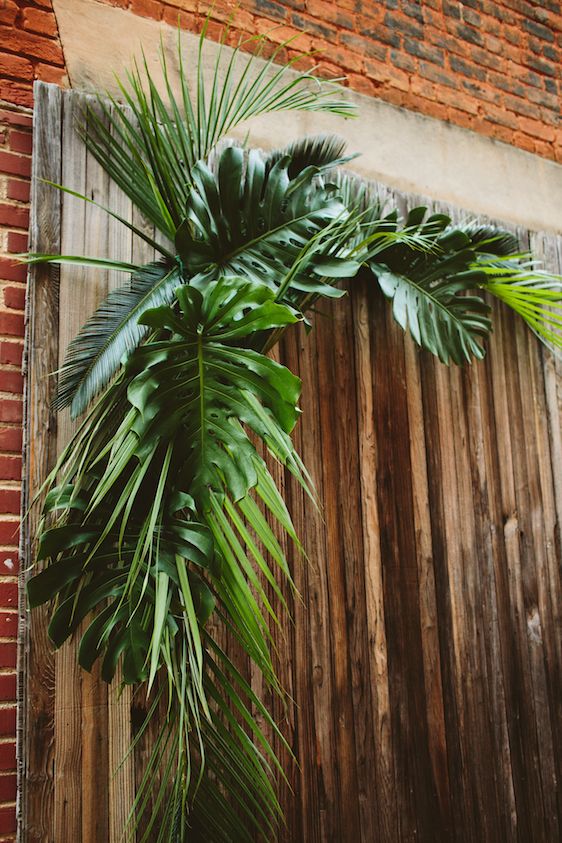  A Tropical Mid-Century Modern Styled Soirée, Angela Cox Photography, floral design + styling by Statice Flowers