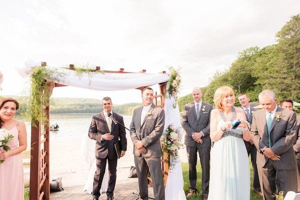  Romantic Lakeside Wedding at Lake Valhalla