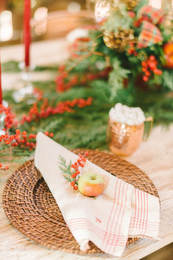  4 Holiday Inspired Tabletops You'll Love 