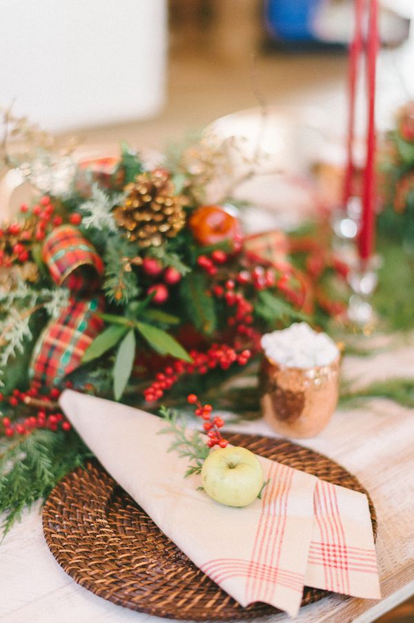  4 Holiday Inspired Tabletops You'll Love 