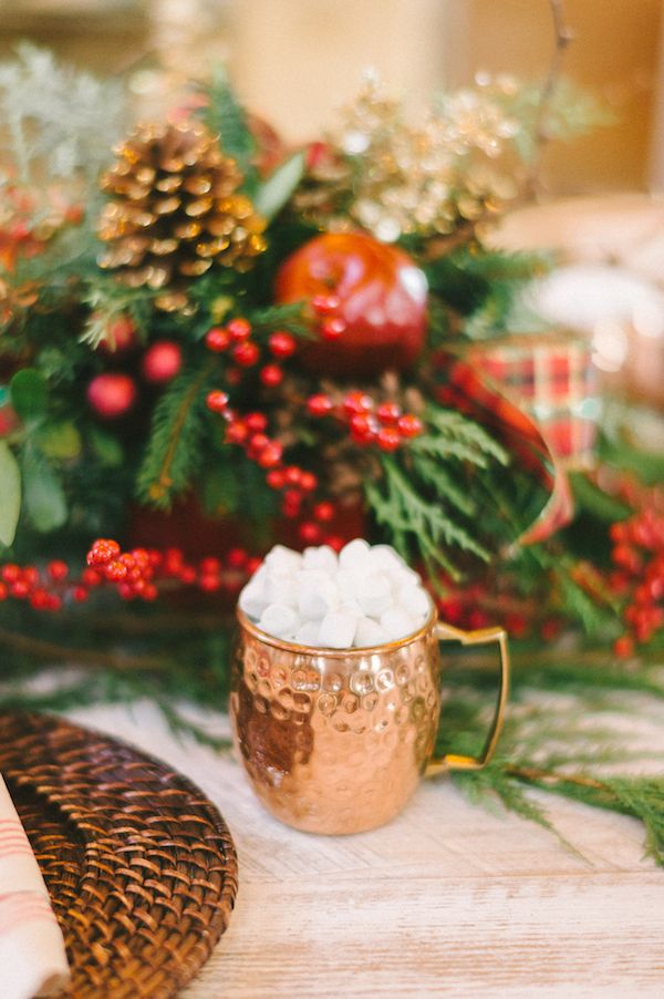  4 Holiday Inspired Tabletops You'll Love 