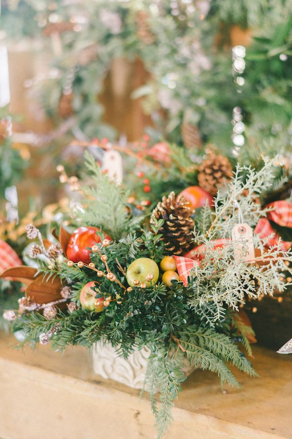  4 Holiday Inspired Tabletops You'll Love 