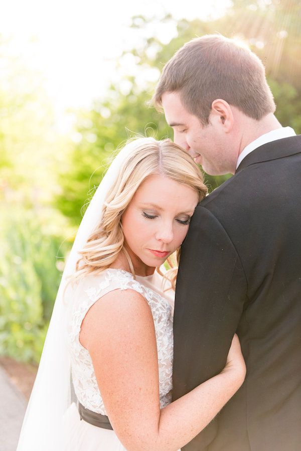  Modern Lime and Black Rooftop Wedding