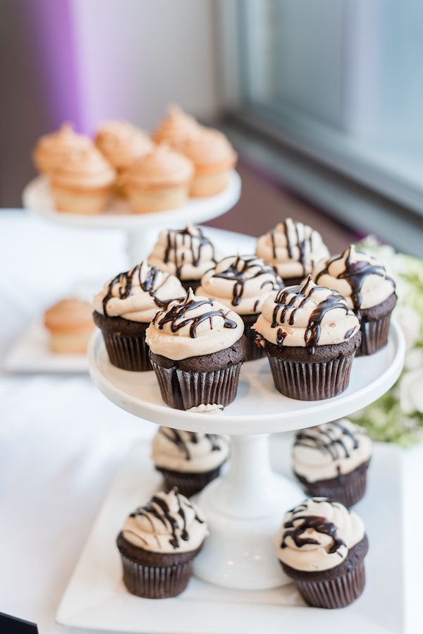  Modern Lime and Black Rooftop Wedding