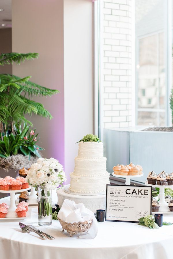  Modern Lime and Black Rooftop Wedding