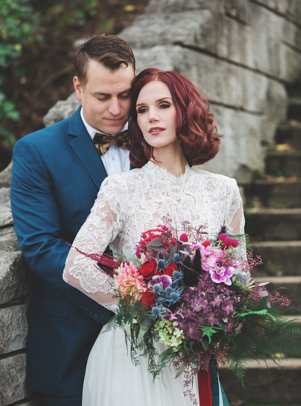  An Autumn Wedding Editorial Along the Riverbanks