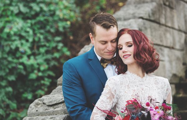  An Autumn Wedding Editorial Along the Riverbanks