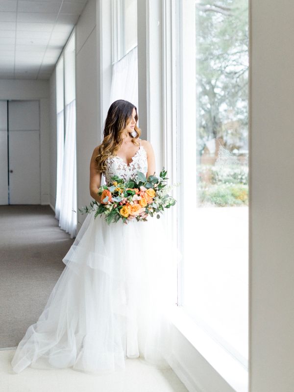  Bright Orange Art Gallery Wedding Inspiration