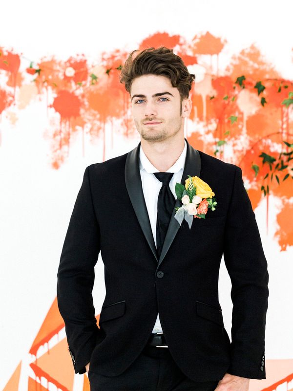  Bright Orange Art Gallery Wedding Inspiration